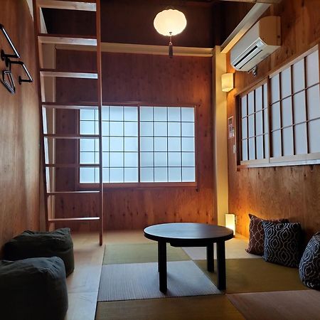 Vacation"Ninja"House Secretbase Near Asakusa Tokyo Bagian luar foto