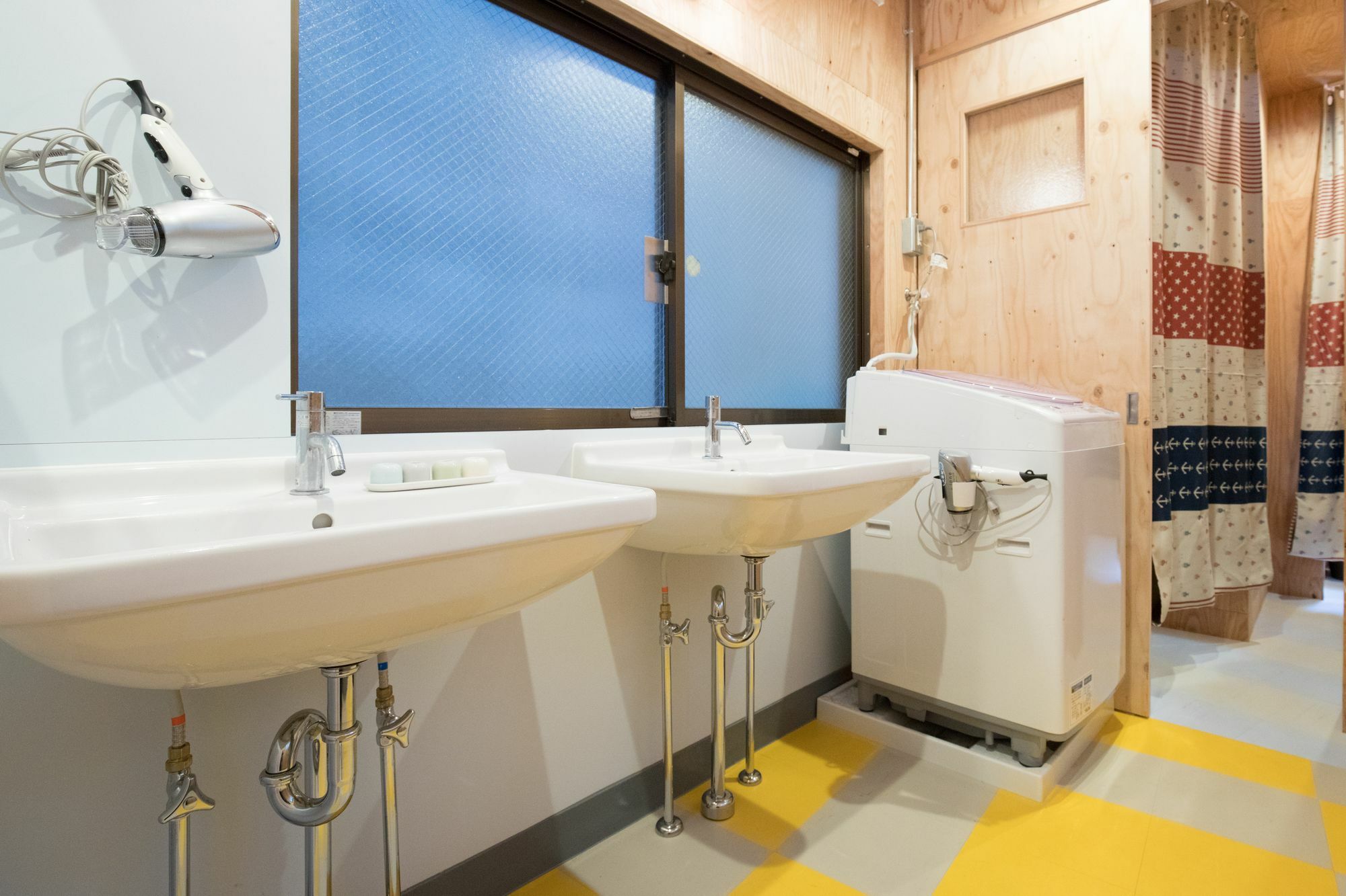 Vacation"Ninja"House Secretbase Near Asakusa Tokyo Bagian luar foto